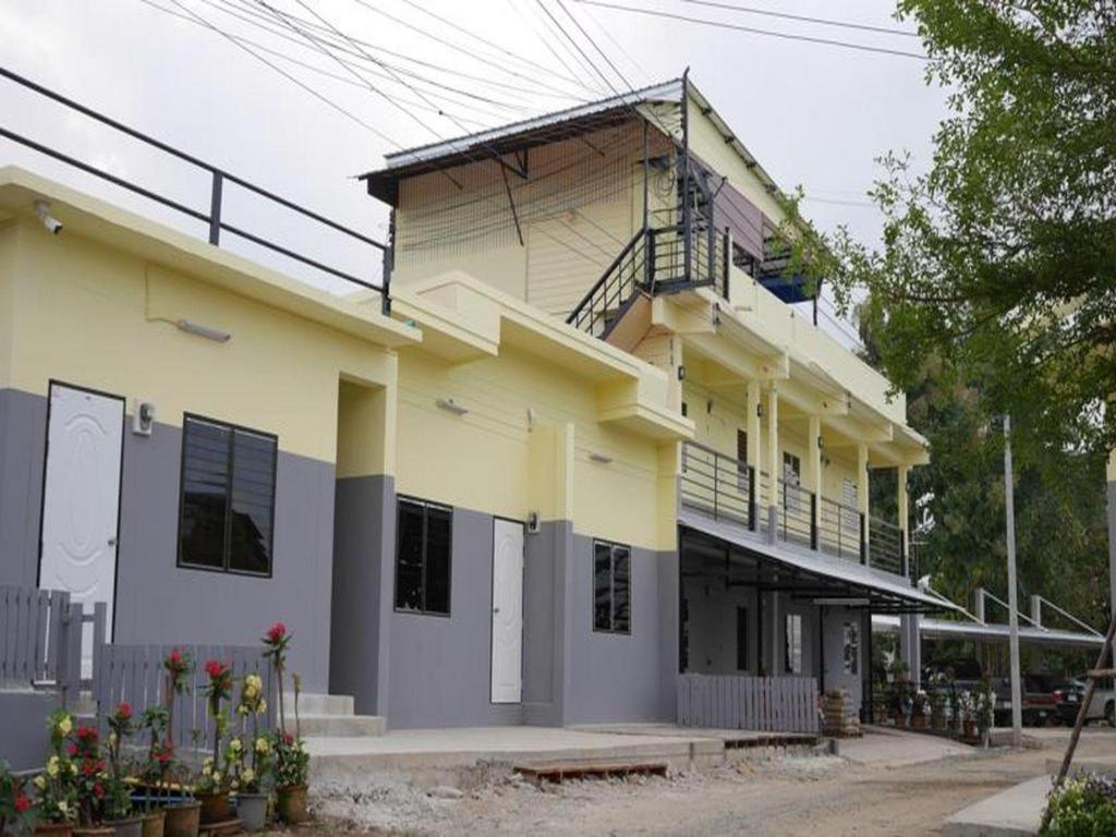 Oyo 769 Ban Thassanee Hotel Chiang Mai Exterior photo