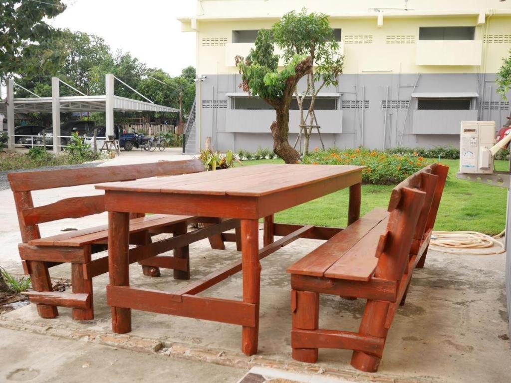 Oyo 769 Ban Thassanee Hotel Chiang Mai Exterior photo